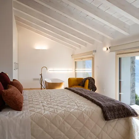 Villa Italy Homes - Sebino Relais Tavernola Bergamasca