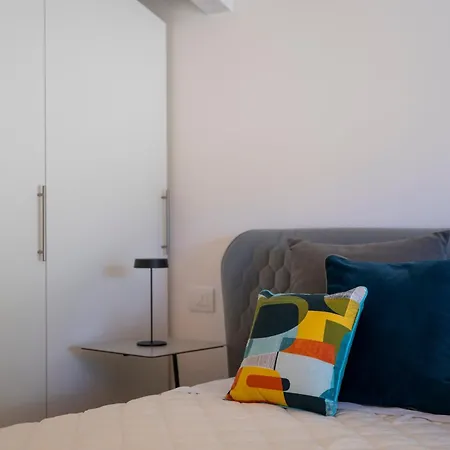 Italy Homes - Sebino Relais Villa