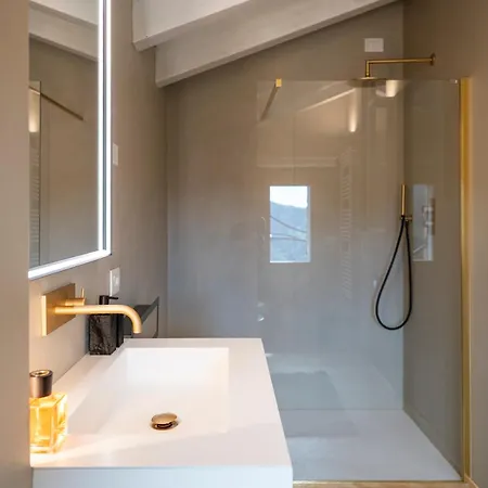 Villa Italy Homes - Sebino Relais